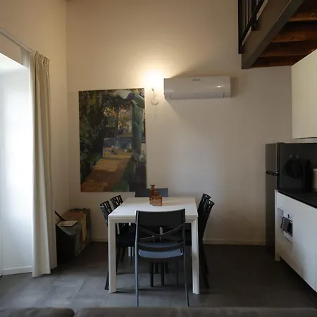 Apartament Piazza Del -