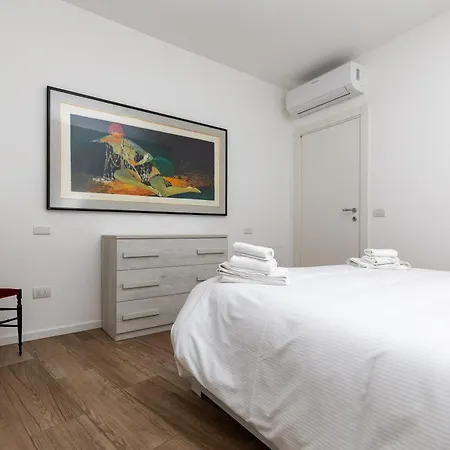 Piazza Del - * Μενάτζιο