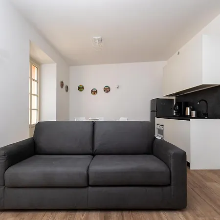 Apartment Piazza Del